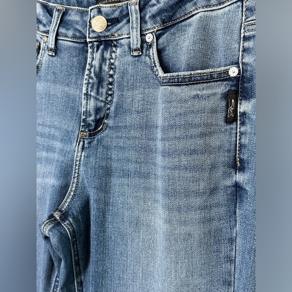 Silver Jeans Suki Flare Medium Wash Blue Jeans Size W30/L33 - Picture 9 of 12
